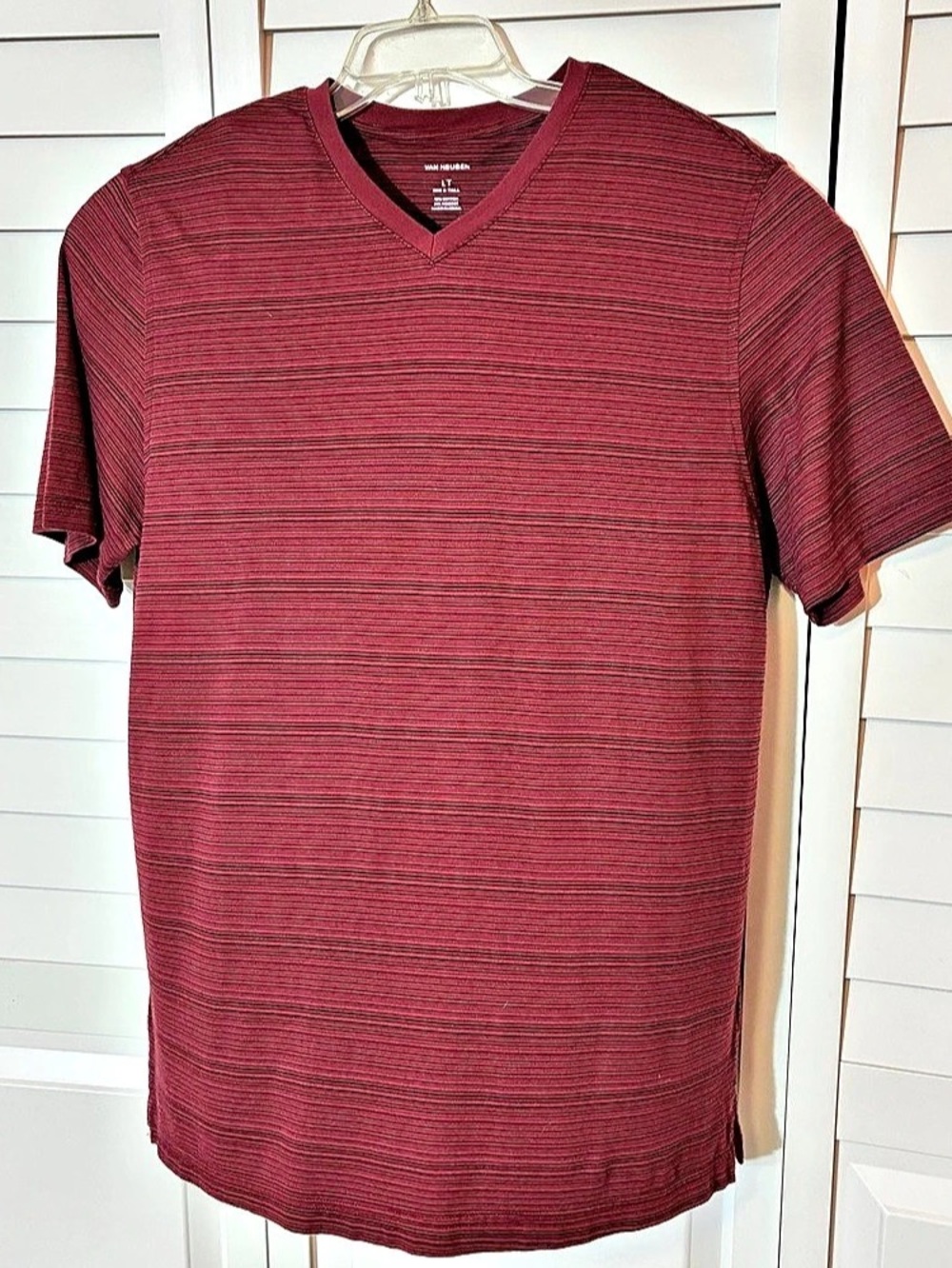 Van Heusen Striped V-Neck Cotton Tee in Red LT Like New